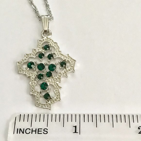 Celtic Cross Necklace Green Crystals Simulated Emeralds Silver Plated 20" Chain - Picture 8 of 10